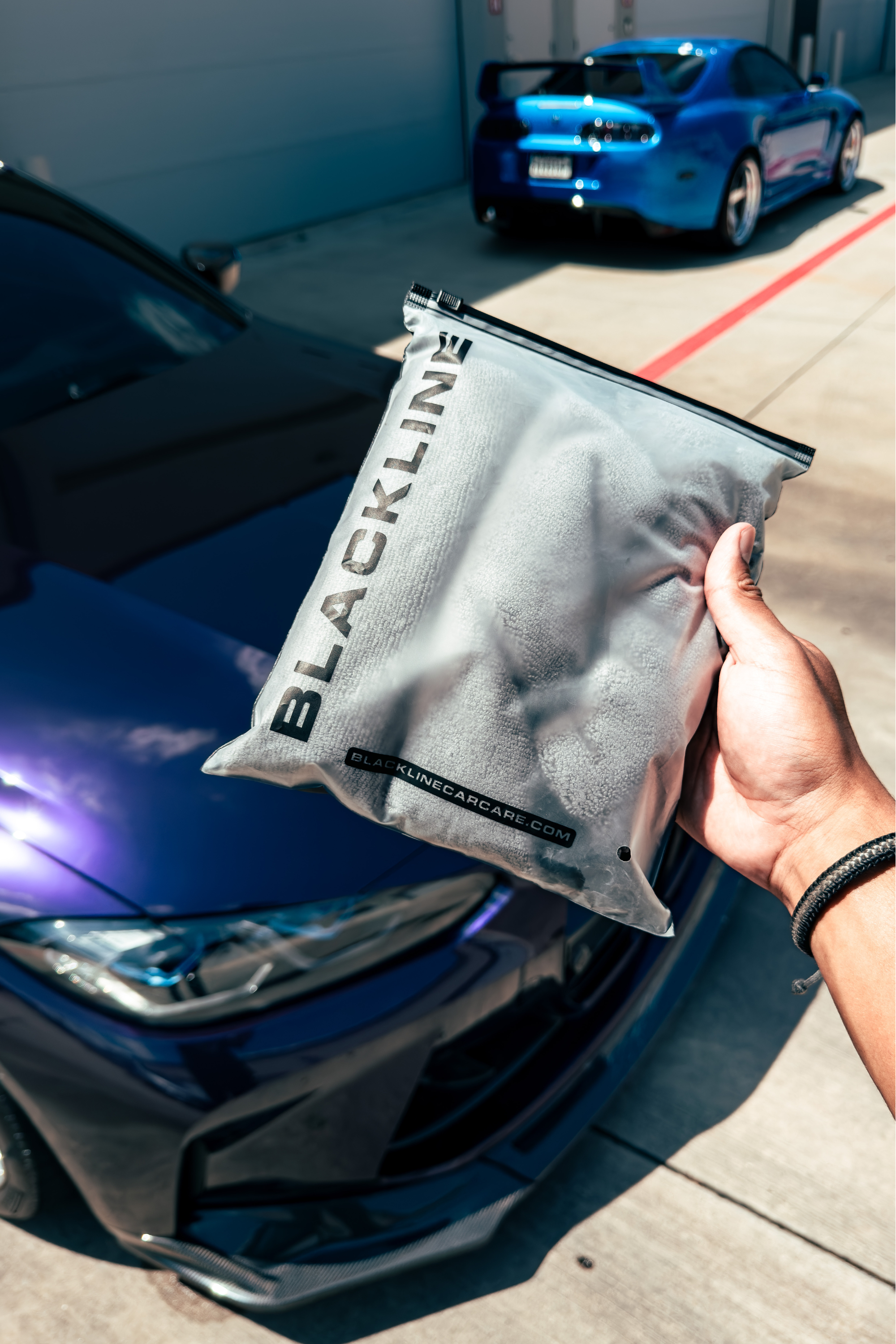 BLACKLINE® EVERYDAY MICROFIBER TOWELS.